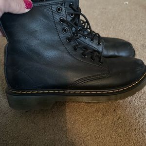 Used children’s AirWair